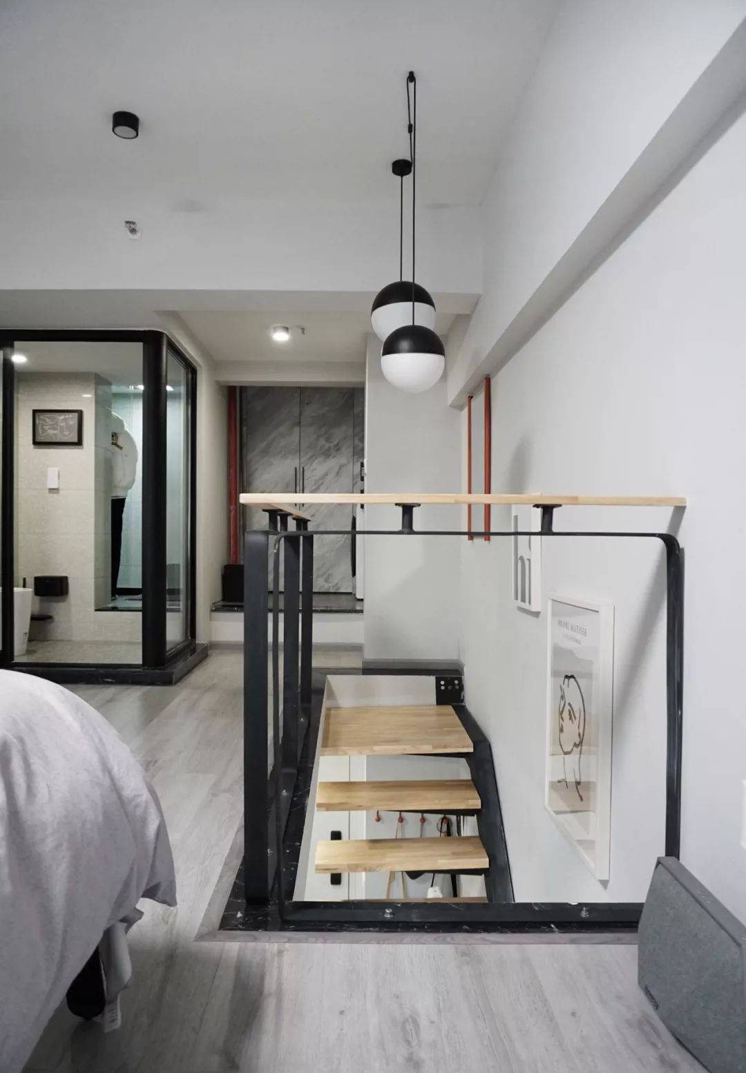 年轻人该有自己的单身公寓看完这套25㎡小户型复式深有体会