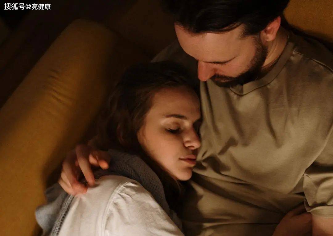 性生活一个月6次才正常？专家建议：不用刻意追求