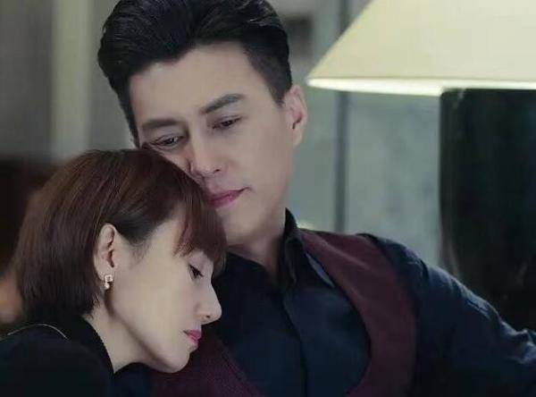 剧情|李小冉被曝启动新剧，再度回归情感剧，看到男主：热播剧没跑