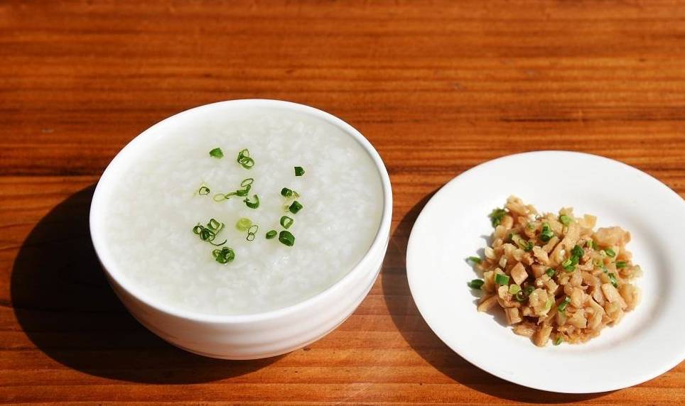 面包|这5种早餐你还在给孩子做吗？看似省事，实则“假营养”