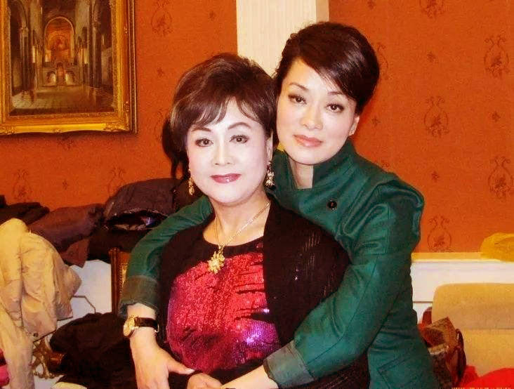 原创毛阿敏含泪追忆亡夫你的挚爱让我觉得每一个琐碎日子都是甜的