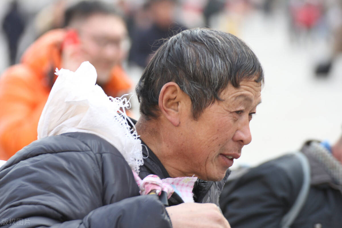 工地超60岁一律禁止雇佣大龄农民工就干等着