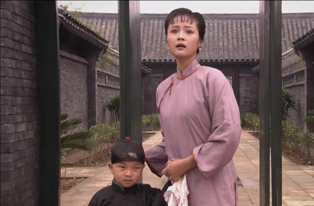 大宅门白景琦最爱主动献身的黄春吗她孤独赴死说明了一切