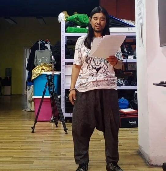 原创面筋哥患肺癌后录视频最大遗憾是愧对儿女劝粉丝要好好吃饭