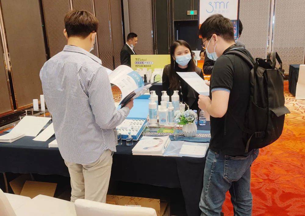 消息资讯功效正当潮，思美润深耕敏感抗衰双赛道，抢占功效化妆品市场！