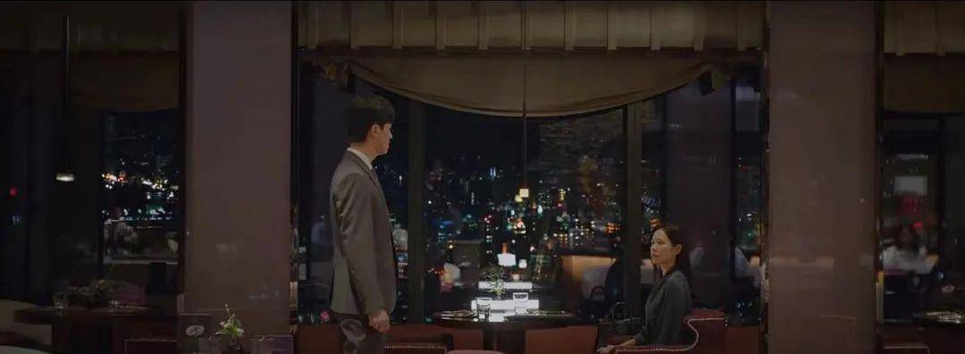 故事传记|没开播就频上热搜,不再是八集定律,一上来就送床戏