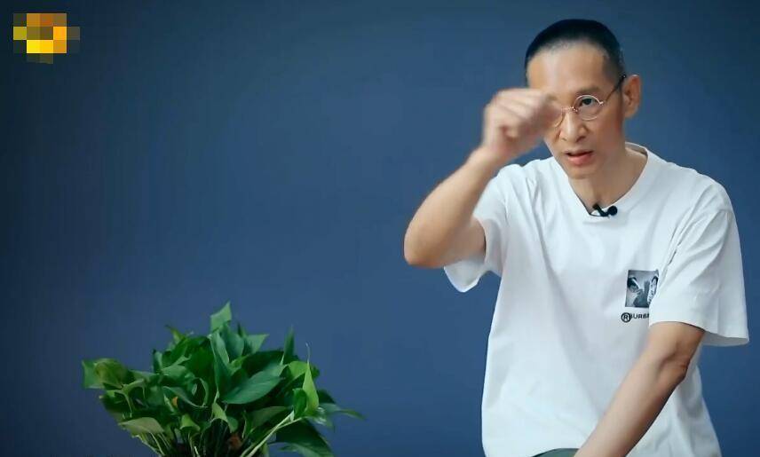 因为|山海情评分9.4,孔笙可以“封神”了,王凯特意给他发最佳客串奖