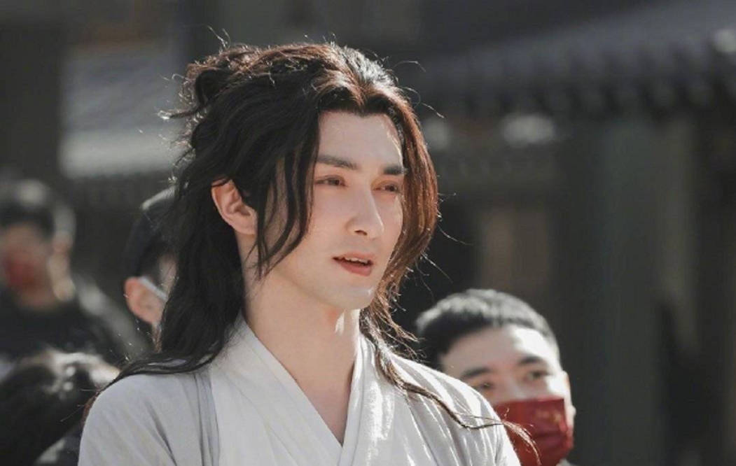 原著|《只此江湖梦》官宣，高伟光造型风度翩翩，女主由宣璐饰演