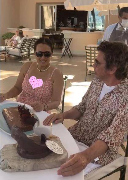 大妈 巩俐也难逃中年发福，可爱碎花裙穿出大妈感，肤色暗淡变化有点大