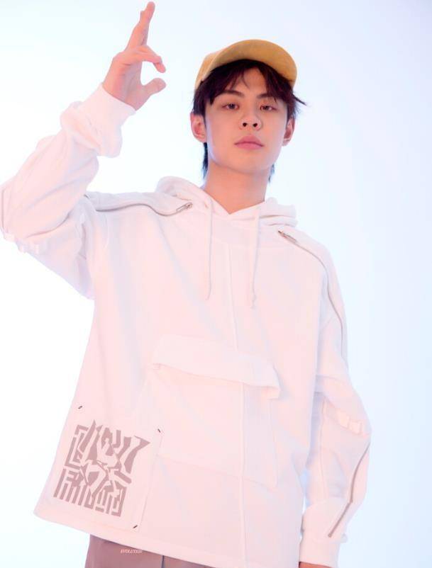 因为|为比赛错过妹妹成年礼,拳击比赛碾压张大大,却沦为洗白工具