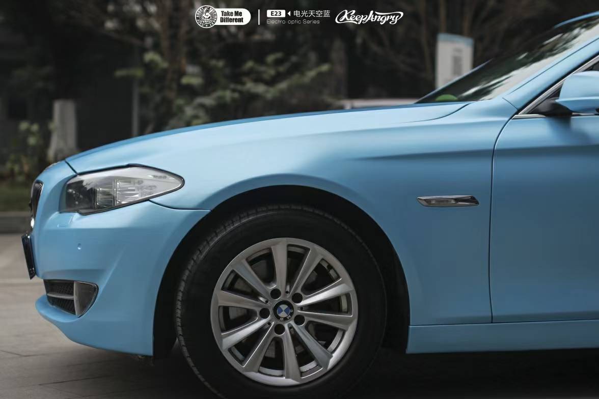 tmd潮牌改色膜宝马5系改色电光天空蓝