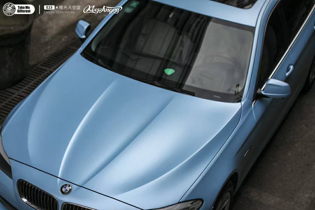 tmd潮牌改色膜宝马5系改色电光天空蓝