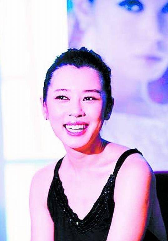 低调的影后余男出道21年从不接广告与王全安离婚后至今未嫁