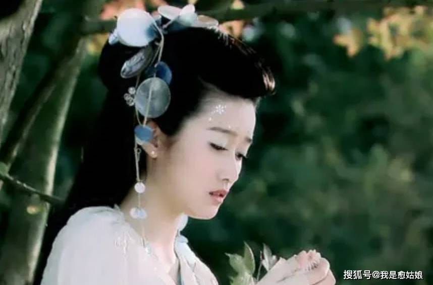 邓萃雯|戏中结局悲凉,戏外命途多舛,8位红极一时的古装美人,令人唏嘘