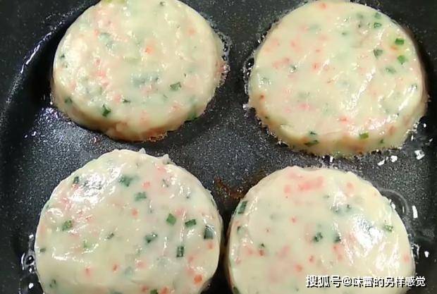 原料|早餐分享好吃的火腿土豆饼,软嫩鲜香,简单味美,大人小孩都爱吃