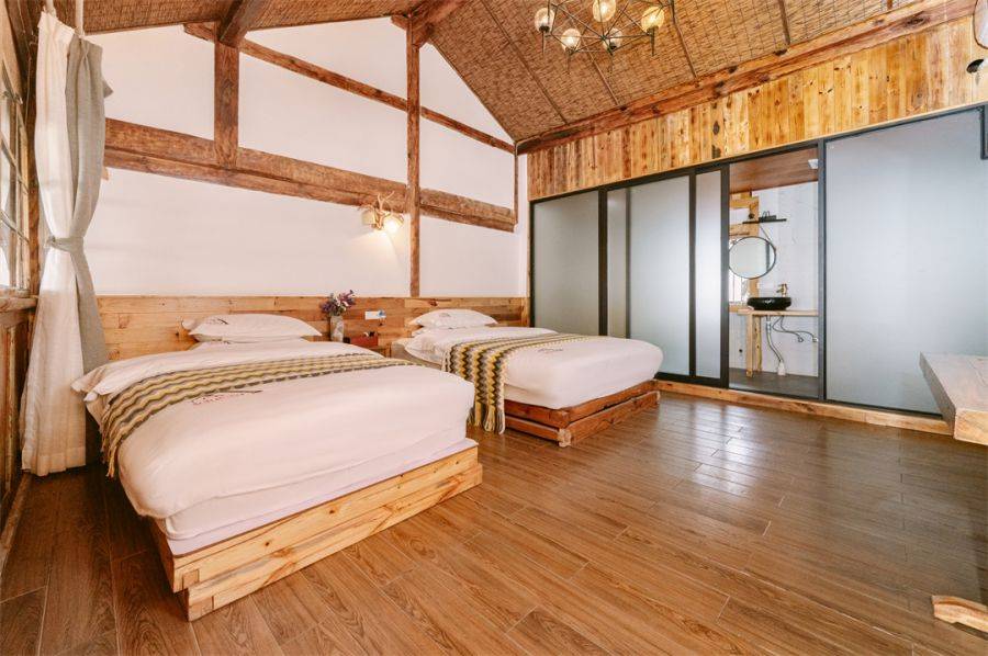 昆明野鸭湖春意盎然的三进四合院民宿让心灵小憩一下