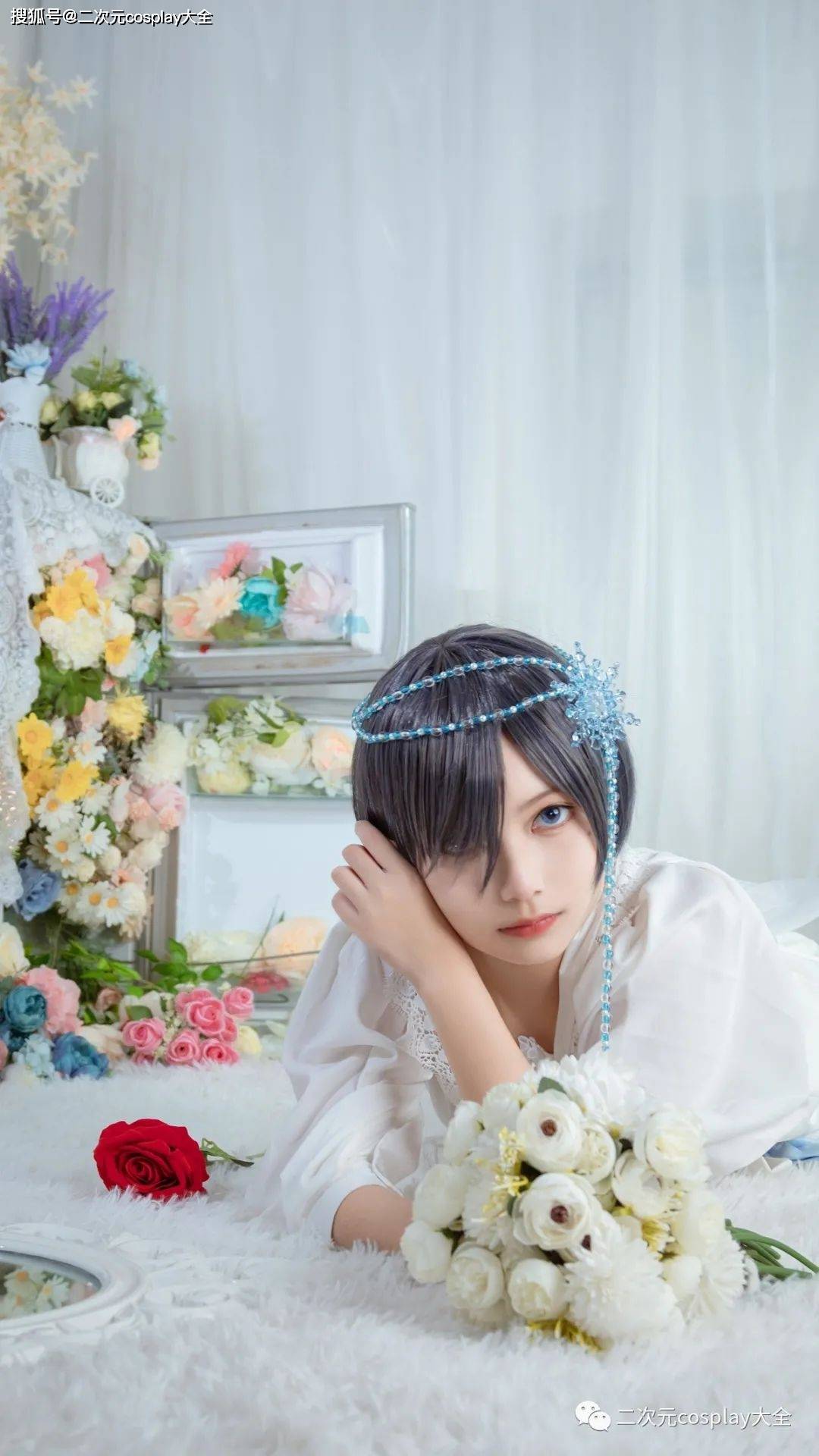 唯美|《黑执事》夏尔冰雪cos，唯美灵动，眼睛好有吸引力