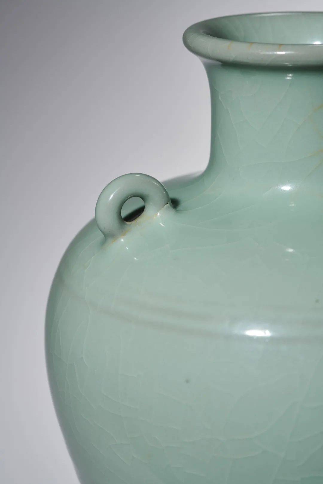 清乾隆御制仿官釉弦纹三系梅瓶_搜狐网