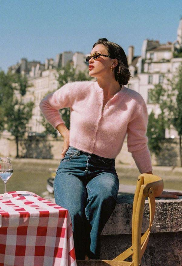 魅力 春季就该穿得阳光明媚，针织衫就挑糖果色，轻松穿成街头的风景