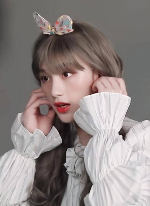 丁程鑫男星“女相”有多美？丁程鑫乖巧，鹿晗标致，王一博又美又飒