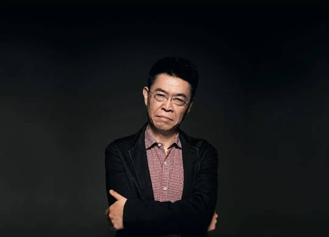 58岁影视大佬张昭离世两儿子未上小学张艺谋发文太突然了