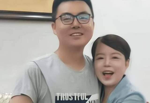 原创许敏现身晚会后被指高调再次陷入网暴风波众人力挺许敏查真相