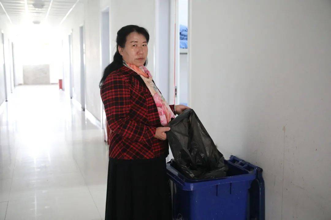 武邑宏达东方校园里宿管阿姨那些不为人知的故事