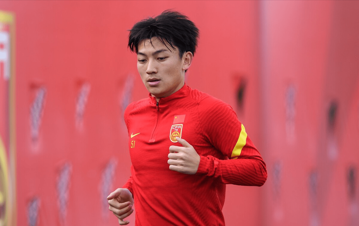 大名单公布大连人队六人随国家队出征童磊首次出征世预赛