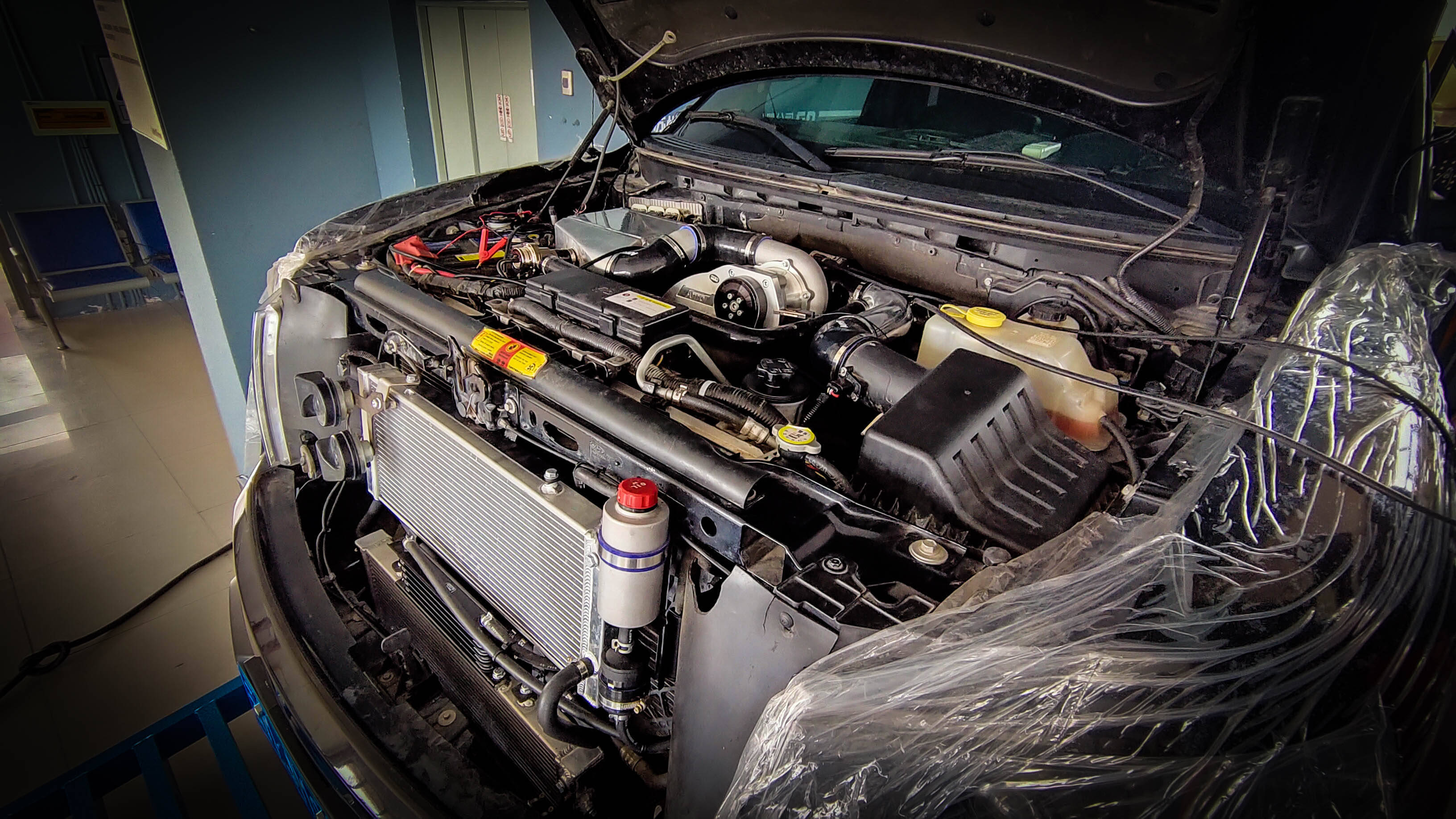 方案主要是针对原厂自吸的车型,在原车发动机和变速箱理想的情况下