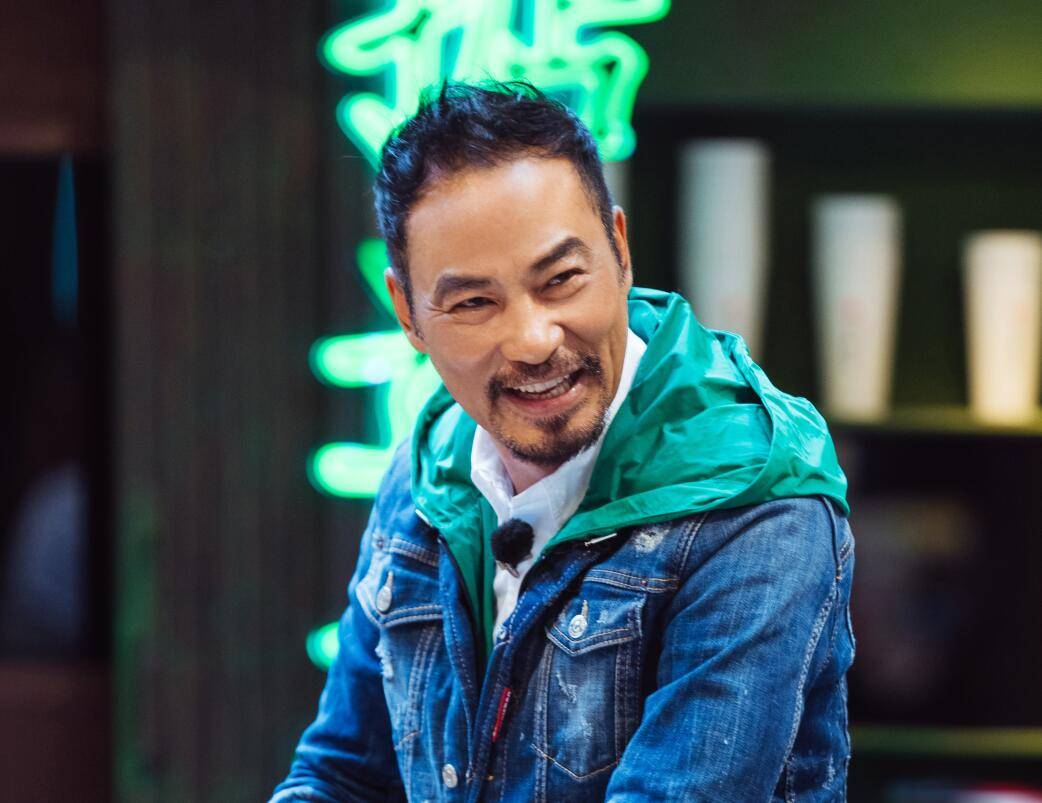 人间|任达华简直就是人间清醒，《大湾仔的夜》缺的灵魂被他全找回来了？？