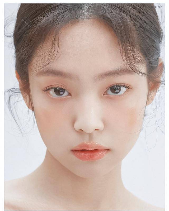 因为为什么韩国女生不怎么护肤，皮肤却很好？主要原因：这4点做对了