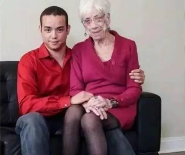 23岁小伙娶91岁老太太婚后生活幸福这到底是不是真爱