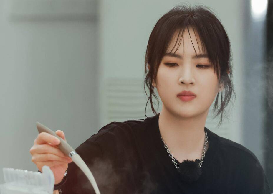 生活|黄晓明宁静“耍心眼”,《中餐厅》收官只能靠周也勉强挽尊!!