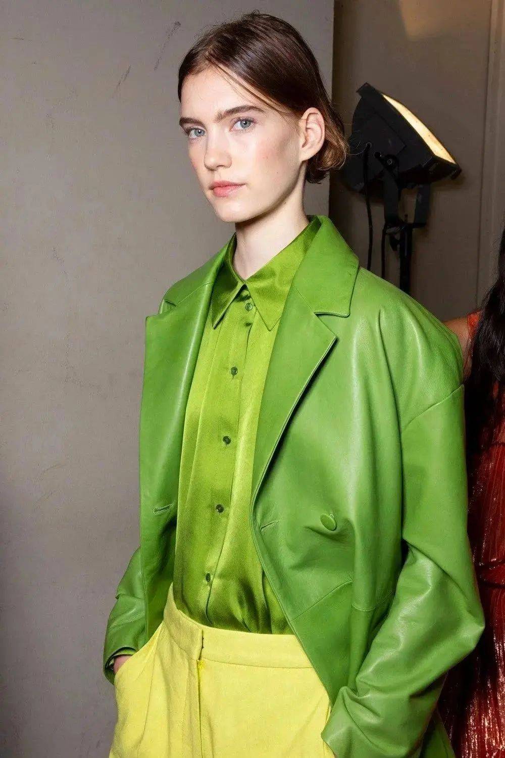 石绿 三月的美,只此青绿。