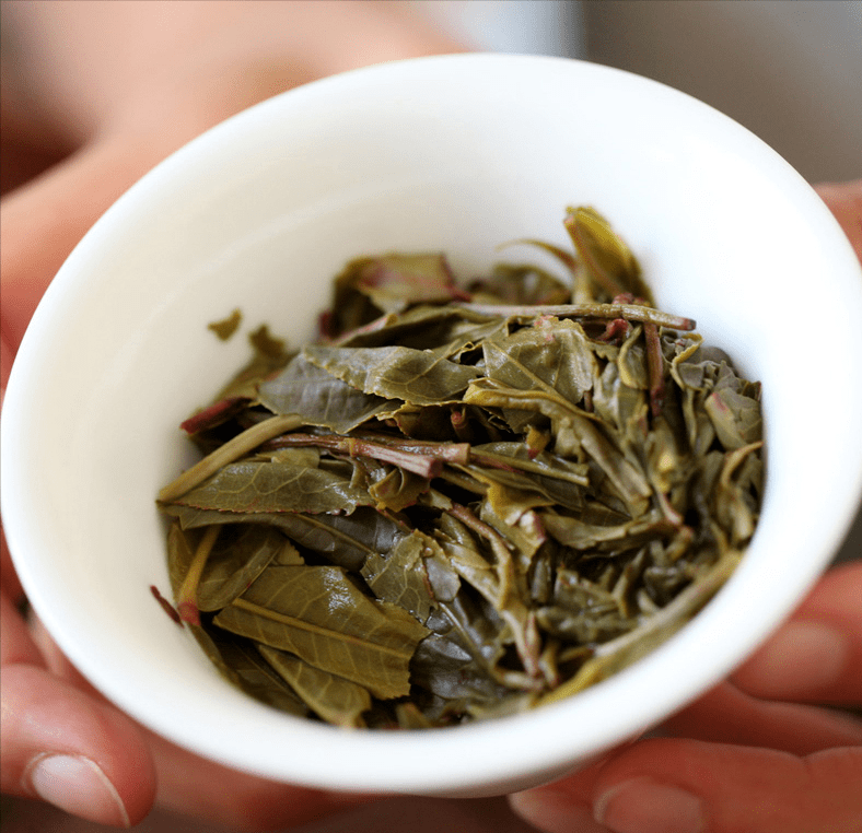 原创邦东岩茶头顶大雪山脚踩昔归茶以石眠岩韵花香浑然天成