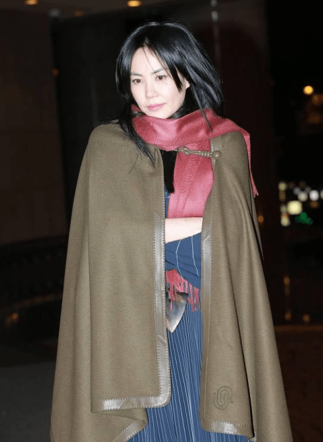 原创王菲连衣裙穿搭look分析