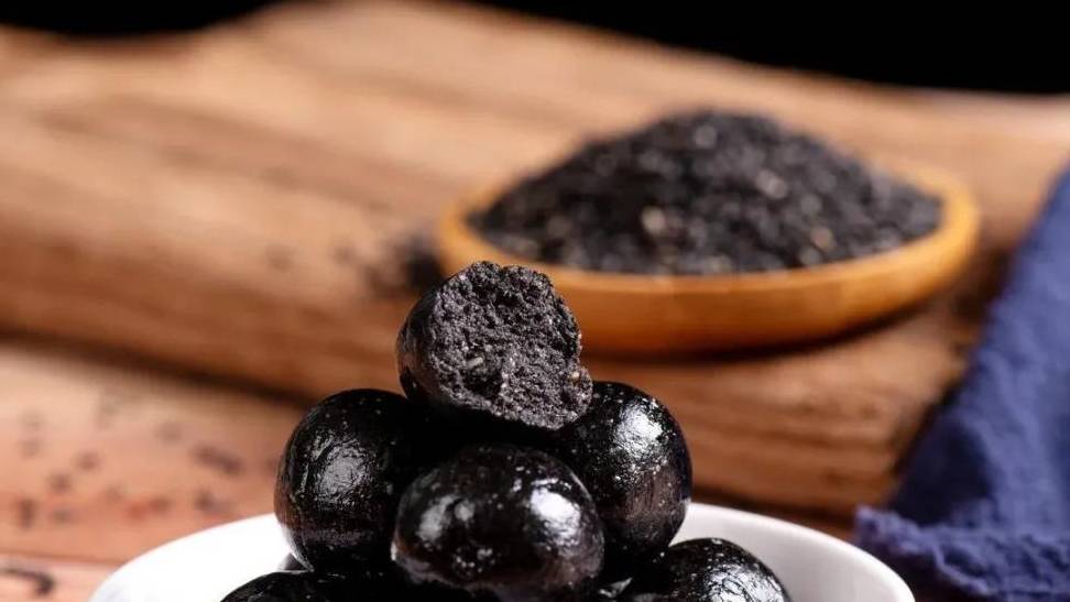 买点|建议子女：别舍不得花钱，这5款小零食，常给爸妈买点，气色好！