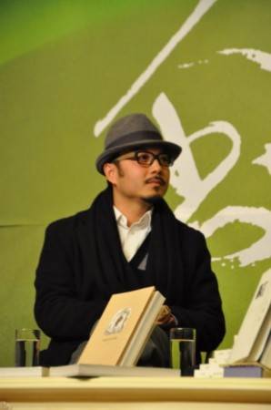 兄弟|汪涵“后院”起火记：摧毁他的不是高山，而是鞋里的一粒沙子？