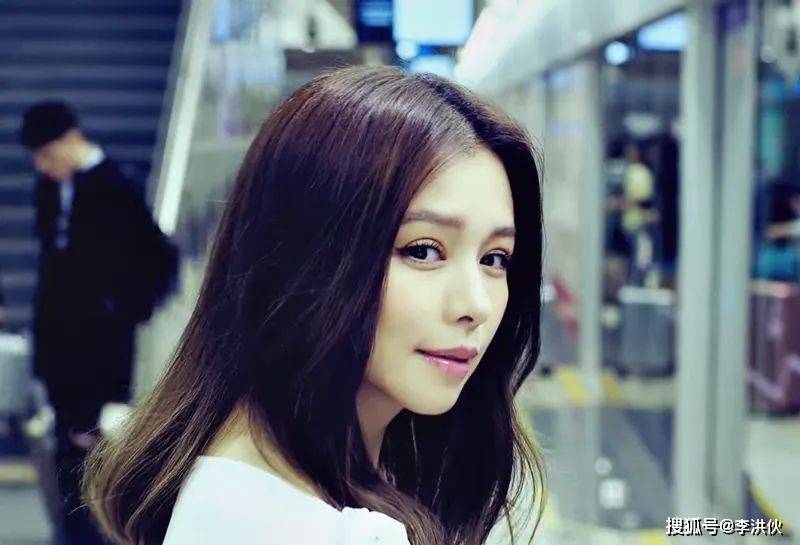 原创徐若瑄收到道歉孙雨也接到商演王力宏李靓蕾离婚大战落下帷幕