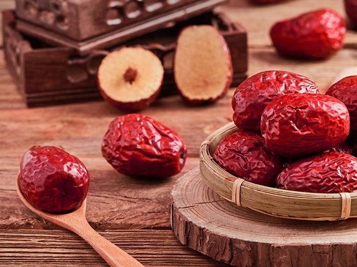 买点|建议子女：别舍不得花钱，这5款小零食，常给爸妈买点，气色好！