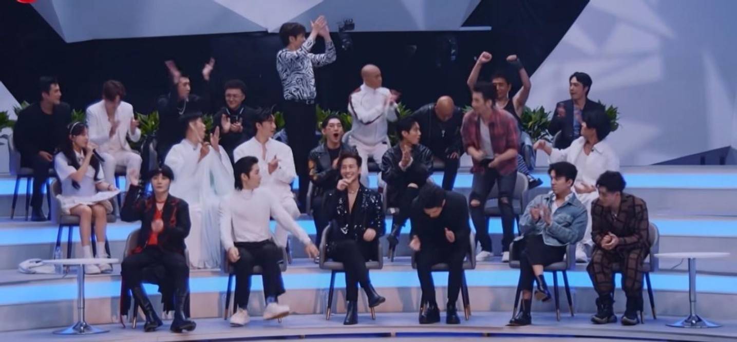 兄弟|网曝《追光吧!》一公那吾克热淘汰,二公录完,3人离开舞台?