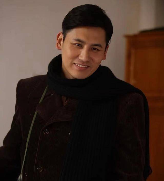 流量|湖南台央视正面刚，《余生》《爱拼会赢》今晚播，肖战迎战张丰毅？？