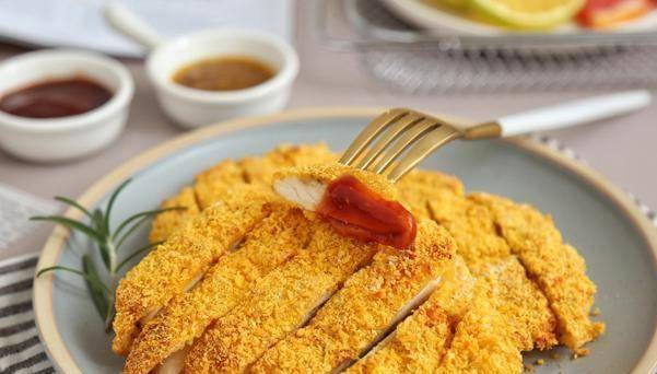 香酥鸡排这样做太好吃,外酥里嫩,简单美味,吃一次念念不忘_脆皮鸡