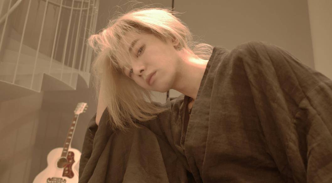 宇新|华晨宇新恋情曝光，纯情的一生