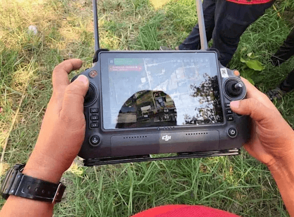 大疆今日发布3款新品：其中一款折叠行业机mini3还得再等等