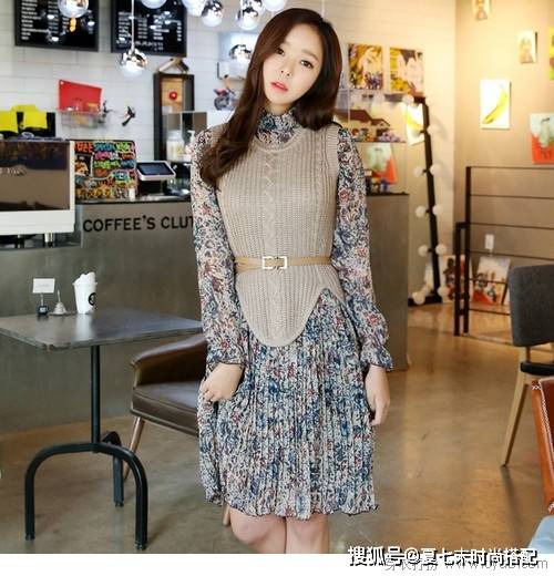 可美 别看针织背心套路深夏七末搭配它可美啊