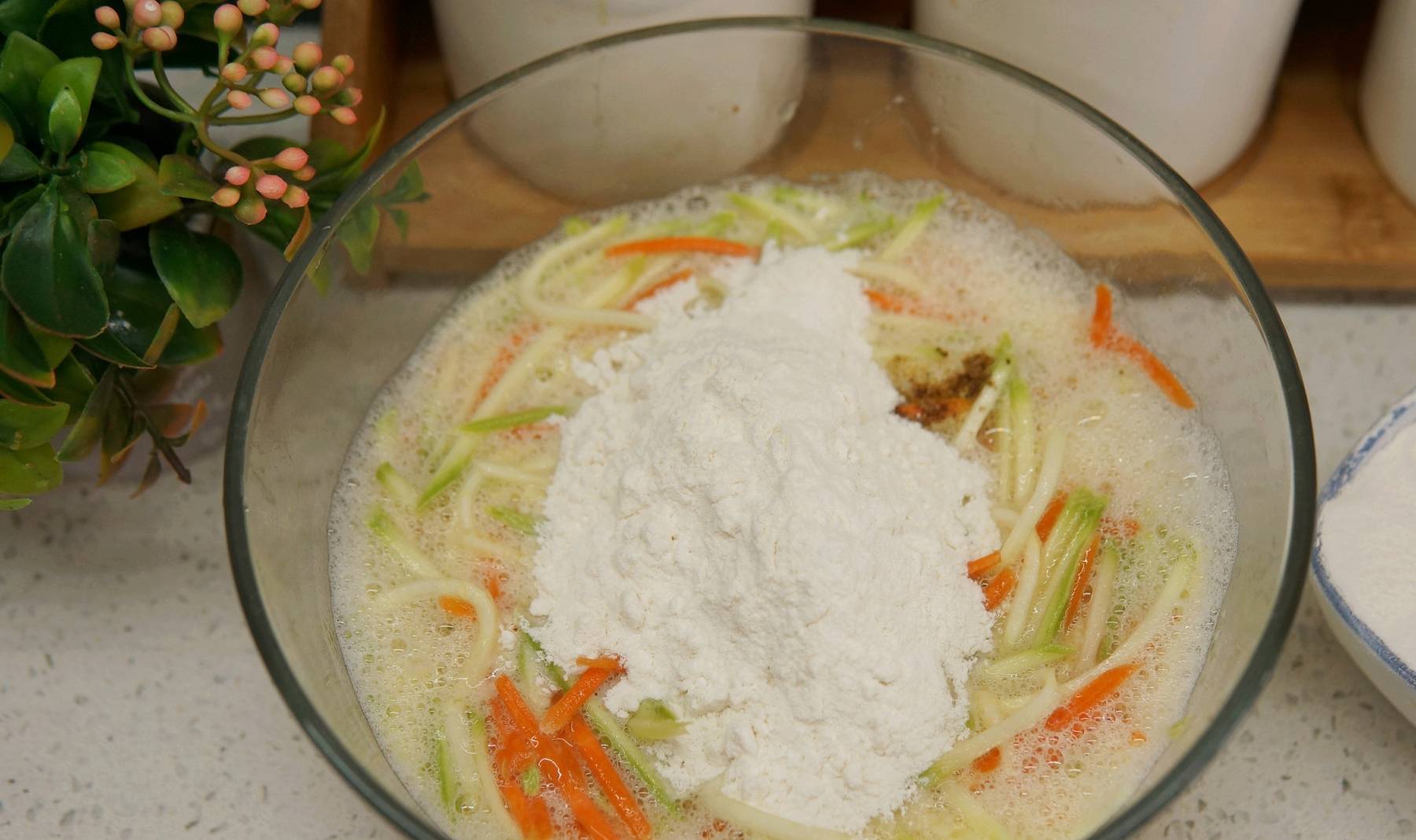 食材|80后小两口,早餐做的西葫芦饼火了,省事好吃,连吃几天也不烦