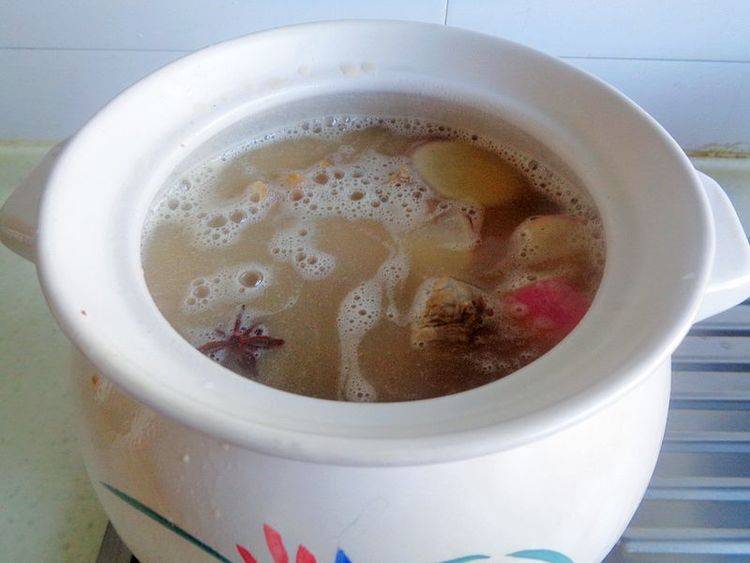 人参|冬吃萝卜赛人参,简单一顿,吃肉喝汤,越吃越上瘾