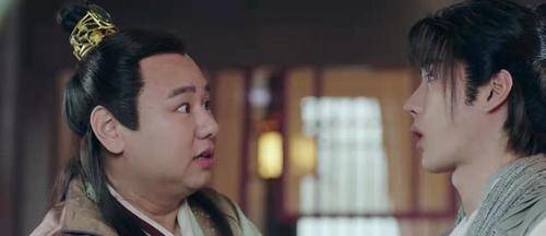 现实|电视剧《心居》中海清的蠢萌老公顾磊下线，现实中他比海清小12岁