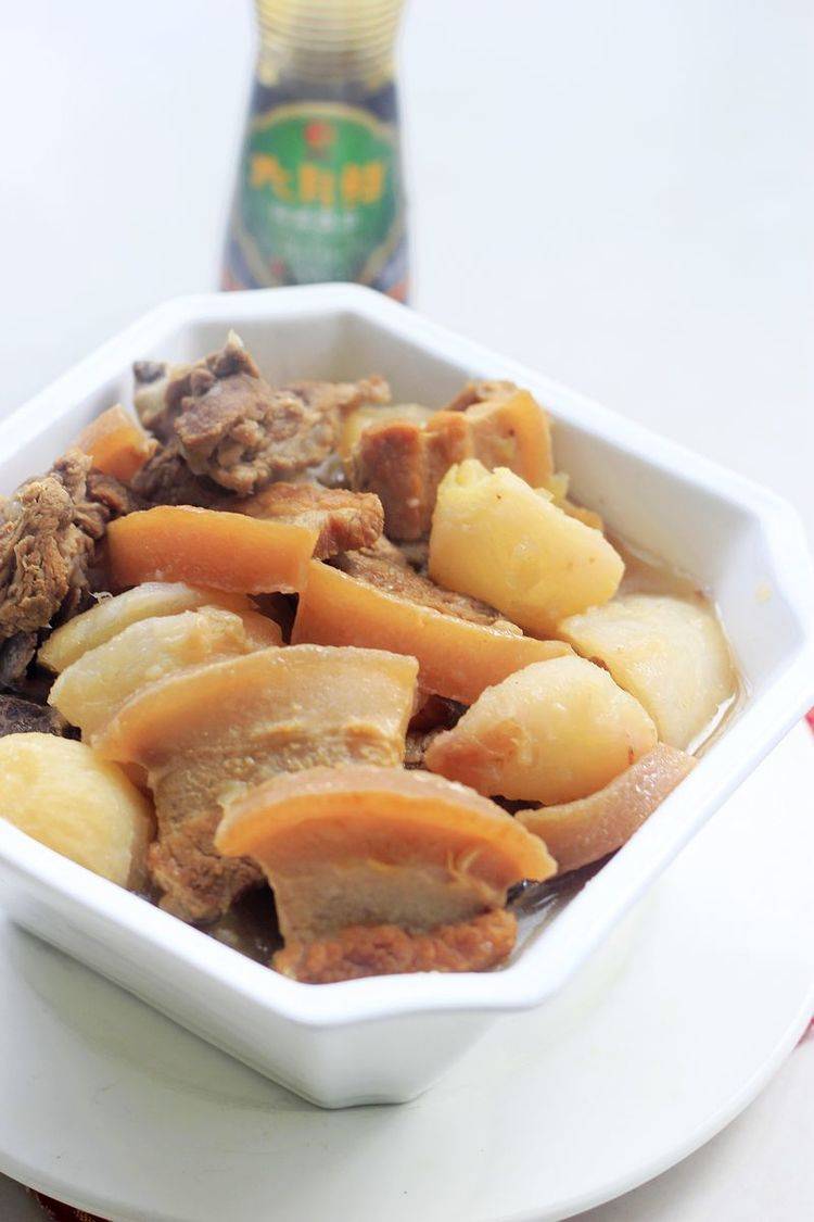 人参|冬吃萝卜赛人参,简单一顿,吃肉喝汤,越吃越上瘾